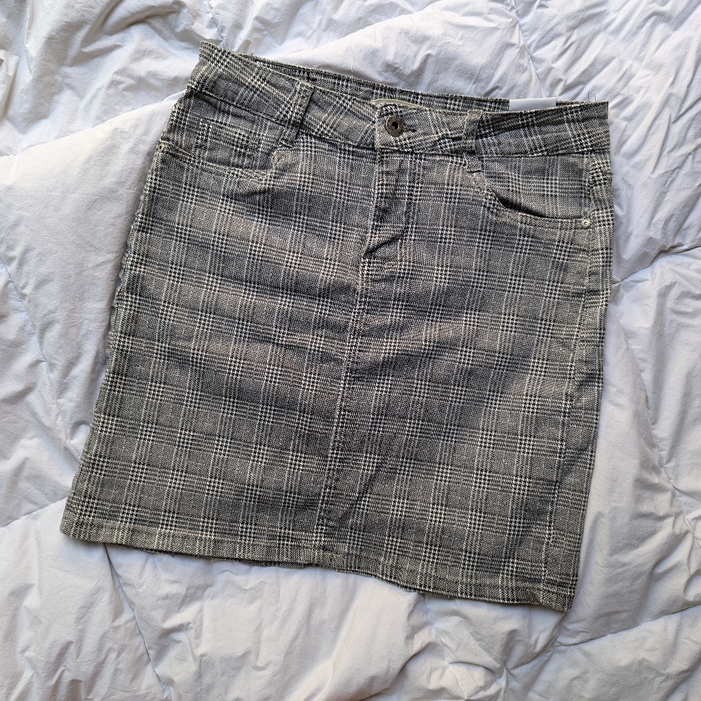 Plaid mini skirt